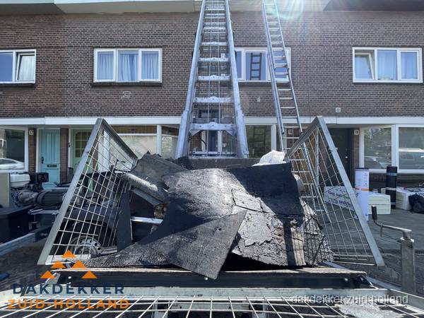 Kosten dakreparatie: dakschade aan flatgebouw in Zuid-Holland Kosten dakreparatie: dakschade aan flatgebouw in Zuid-Holland