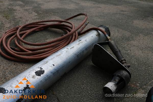 Dakdekker gasbrander en gereedschap voor spoedklus in Zuid-Holland Dakdekker gasbrander en gereedschap voor spoedklus in Zuid-Holland
